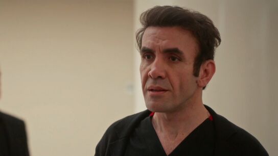 Rengin destroza a Timur el mismo d&iacute;a de la boda de Seren y Uras: lo denuncia por corrupci&oacute;n