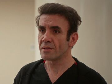 Rengin destroza a Timur el mismo día de la boda de Seren y Uras: lo denuncia por corrupción