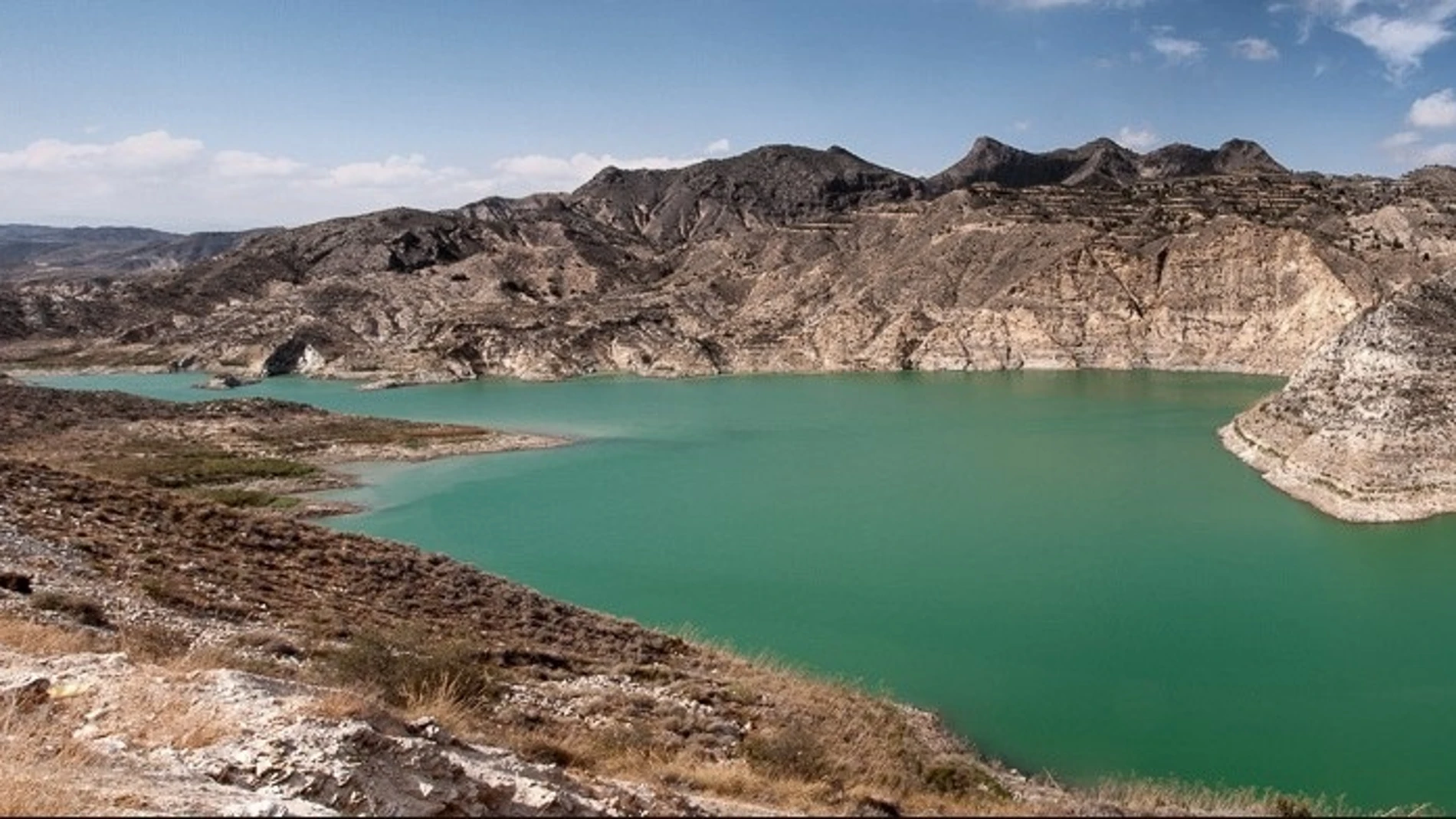 Pantano de Cuevas del Almanzora, en Almería Pantano de Cuevas del Almanzora, en Almería