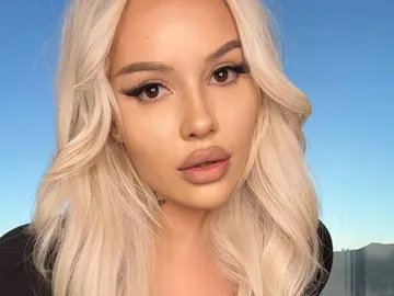 La actriz porno Kylie Page La actriz porno Kylie Page