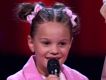 Bisbal copia el peinado de una talent para hacérselo a su hija