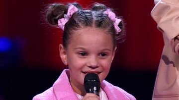 Bisbal copia el peinado de una talent para hacérselo a su hija