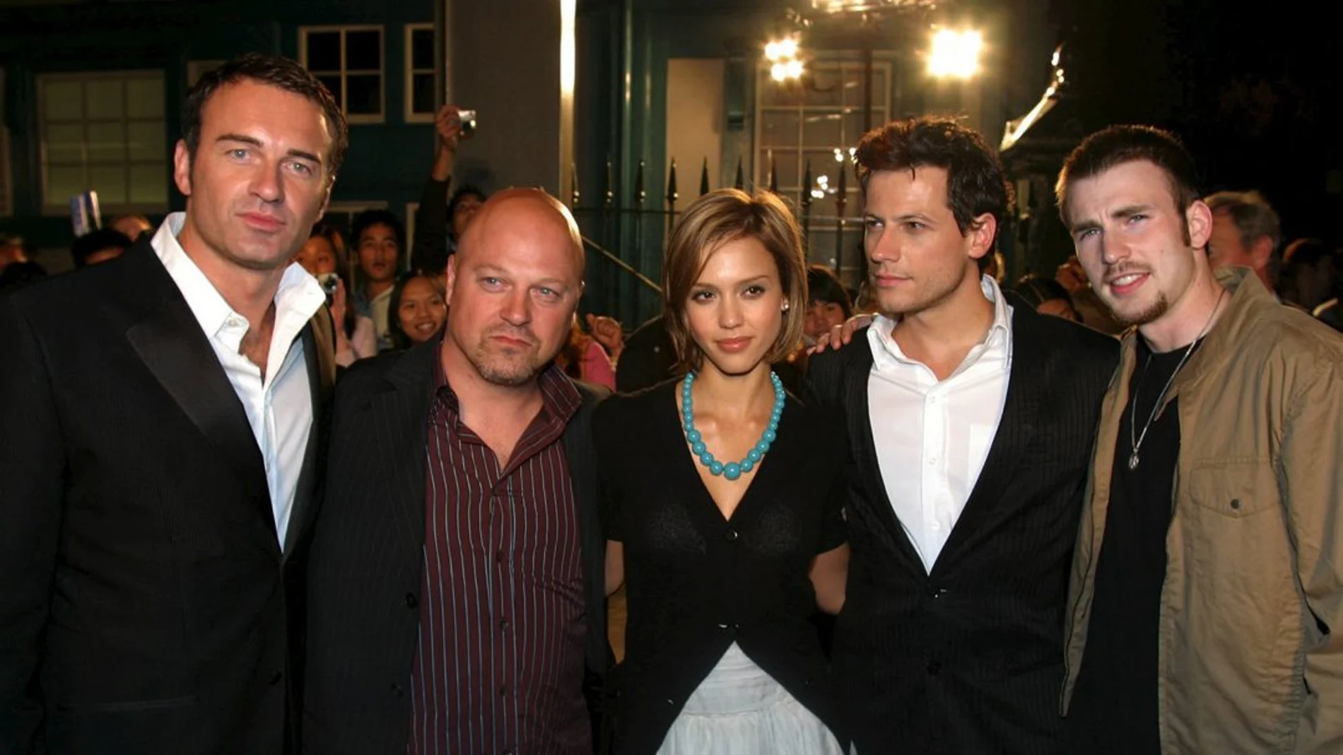 Julian McMahon Julian McMahon