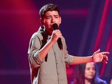 Javier se atreve con Camarón y Lola Índigo aplaude su valentía 