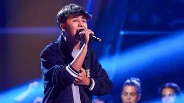 David canta desde el alma y conmueve a Lola Índigo: “Es un regalo haberte conocido” David canta desde el alma y conmueve a Lola Índigo: “Es un regalo haberte conocido”