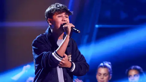 David canta desde el alma y conmueve a Lola Índigo: “Es un regalo haberte conocido” David canta desde el alma y conmueve a Lola Índigo: “Es un regalo haberte conocido”