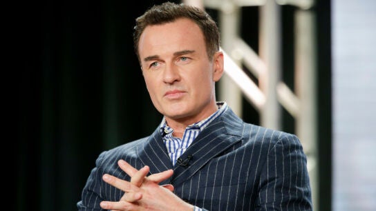 El actor Julian McMahon