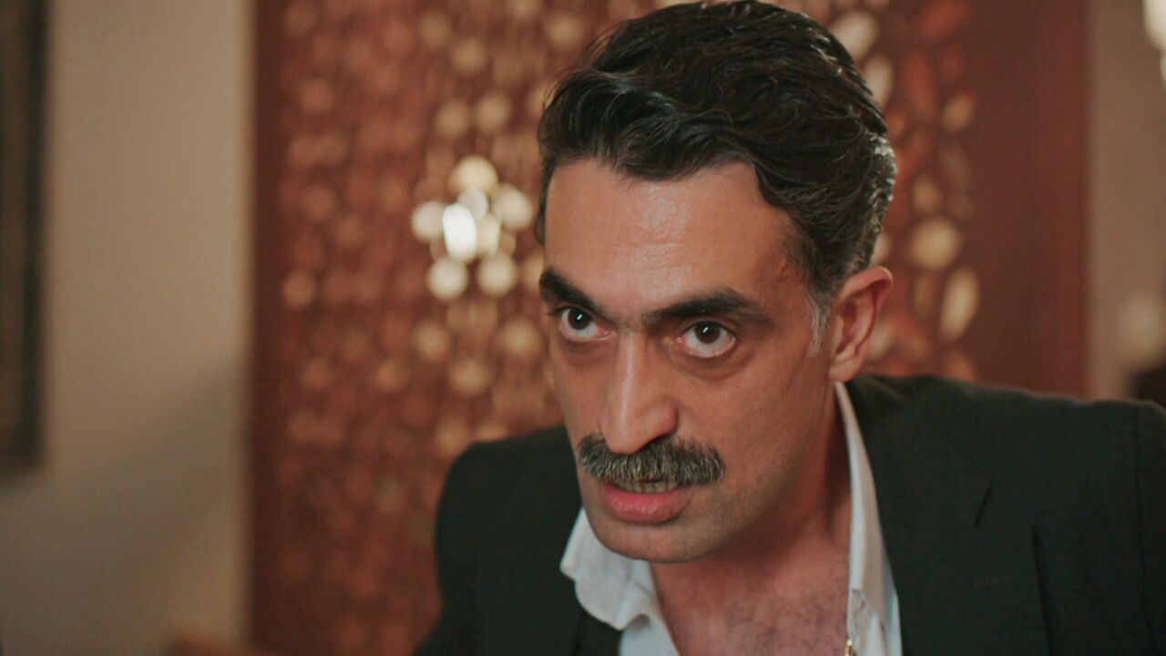 Kazim exige justicia esta noche en Una nueva vida: “O Sultan da la cara o  me llevo a Seyran para siempre”