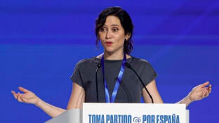 a presidenta de la Comunidad de Madrid, Isabel D&iacute;az Ayuso, interviene en la sesi&oacute;n de clausura del XXI Congreso Nacional de la formaci&oacute;n este domingo en Madrid.