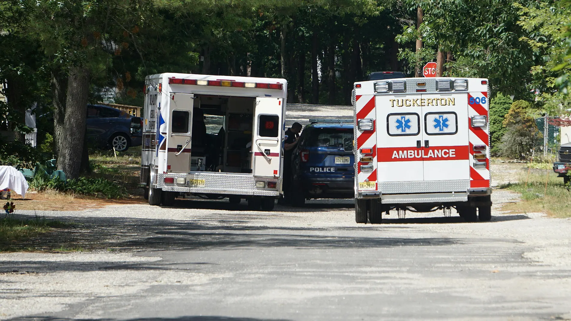 Ambulancia y policía Ambulancia y policía