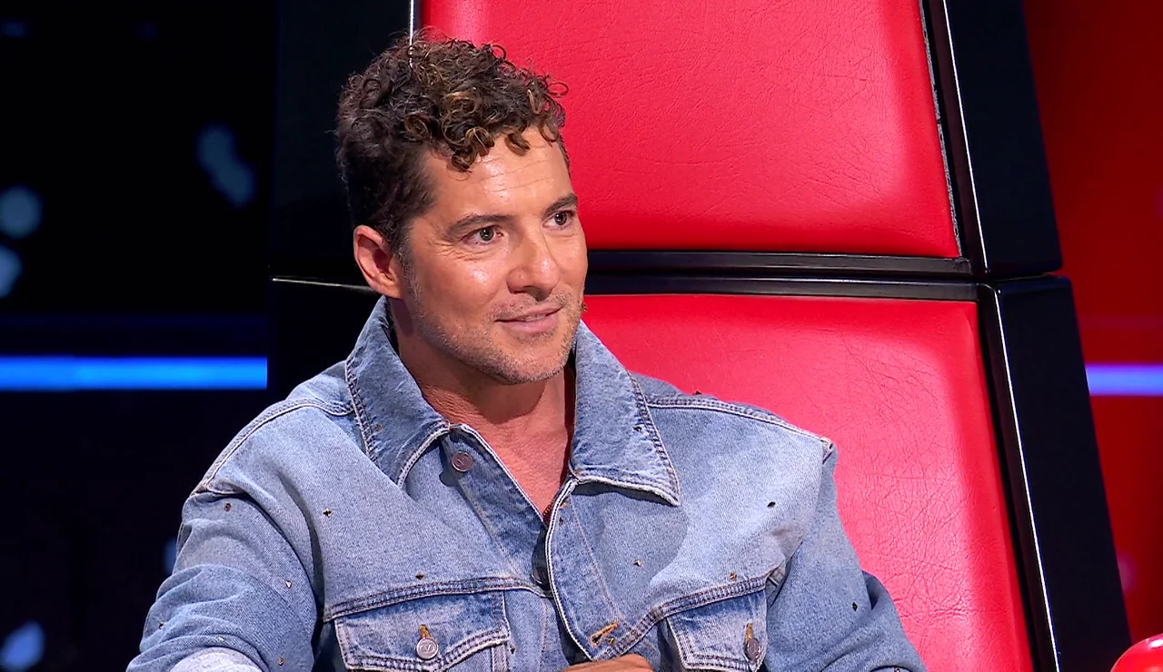David Bisbal revela que se reencontró con Miley Cyrus… ¡en el baño de los Óscar!