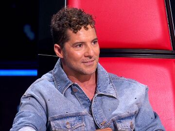 David Bisbal revela que se reencontró con Miley Cyrus… ¡en el baño de los Óscar! 