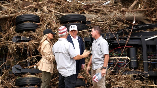 Trump de visita en Texas tras las inundaciones