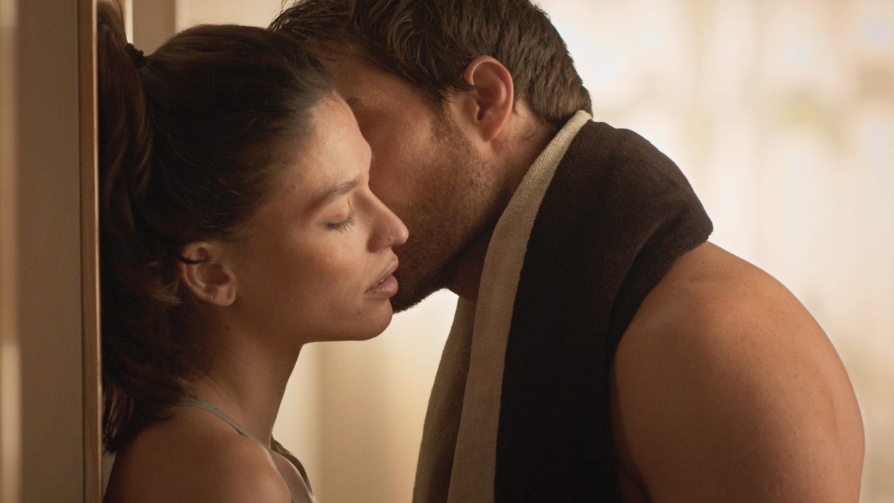 los coqueteos y acercamientos de César y Amanda acaban de la peor manera los coqueteos y acercamientos de César y Amanda acaban de la peor manera