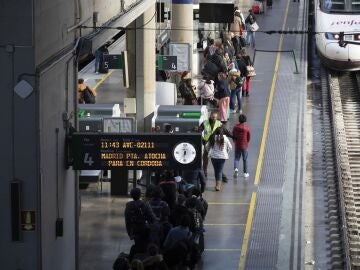 Retrasos importantes en trenes con destino u origen Andalucía por una nueva incidencia en La Sagra