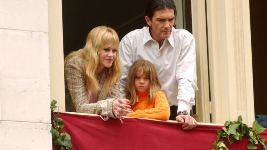 Stella del Carmen con Antonio Banderas y Melanie Griffith en 2005