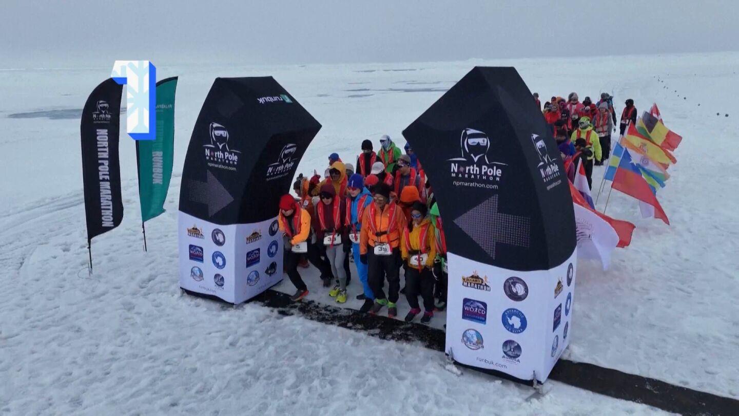 La salida del Marat&oacute;n del Polo Norte