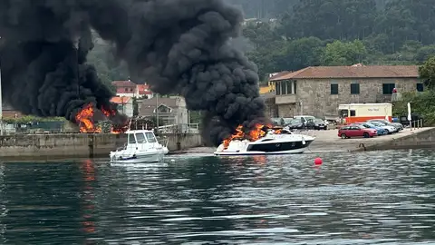 Incendio yate Incendio yate