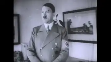 Hitler logra el poder absoluto en Alemania Hitler logra el poder absoluto en Alemania