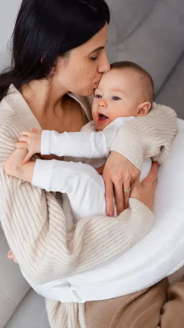 Madre con su bebé Madre con su bebé