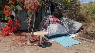 La otra cara del turismo y el lujo: decenas de personas sin hogar acampan en el sur de Gran Canaria La otra cara del turismo y el lujo: decenas de personas sin hogar acampan en el sur de Gran Canaria