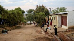 Una calle de Lilong&uuml;e, la capital de Malaui