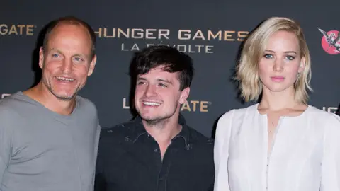 Woody Harrelson, Josh Hutcherson y Jennifer Lawrence de Los juegos del hambre Woody Harrelson, Josh Hutcherson y Jennifer Lawrence de Los juegos del hambre