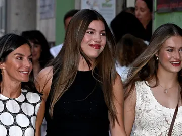 El plan de cine de la reina Letizia, la infanta Sofía y la princesa Leonor en Mallorca El plan de cine de la reina Letizia, la infanta Sofía y la princesa Leonor en Mallorca