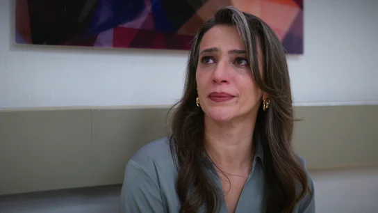 Efsun reconoce su culpa al ser rechazada por Seren: “No he sido una buena madre” Efsun reconoce su culpa al ser rechazada por Seren: “No he sido una buena madre”