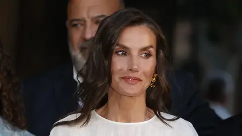 La reina Letizia deslumbra en Mallorca La reina Letizia deslumbra en Mallorca