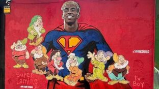 El mural vandalizado