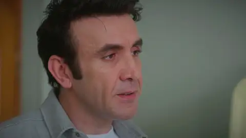 Timur aparta a Nevra tras la conversación más dura de su vida: "Me voy a vivir con Parla" Timur aparta a Nevra tras la conversación más dura de su vida: "Me voy a vivir con Parla"