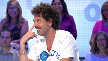 ¿Pablo Motos es illuminati? La desternillante broma de Juan Ibáñez y Damián Moyá en Pasapalabra