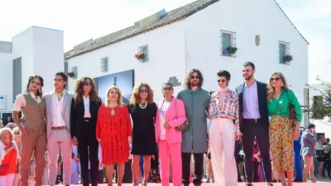 La familia Flores en la presentación del centro cultural Lola Flores en 2023 La familia Flores en la presentación del centro cultural Lola Flores en 2023