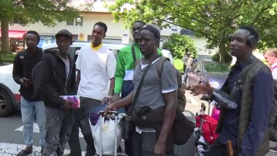 Hospedan en un albergue de O&ntilde;ate a los 50 malienses que llevan cuatro meses en las calles de San Sebasti&aacute;n