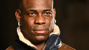 Mario Balotelli en la Paris Fashion Week de 2025 Mario Balotelli en la Paris Fashion Week de 2025