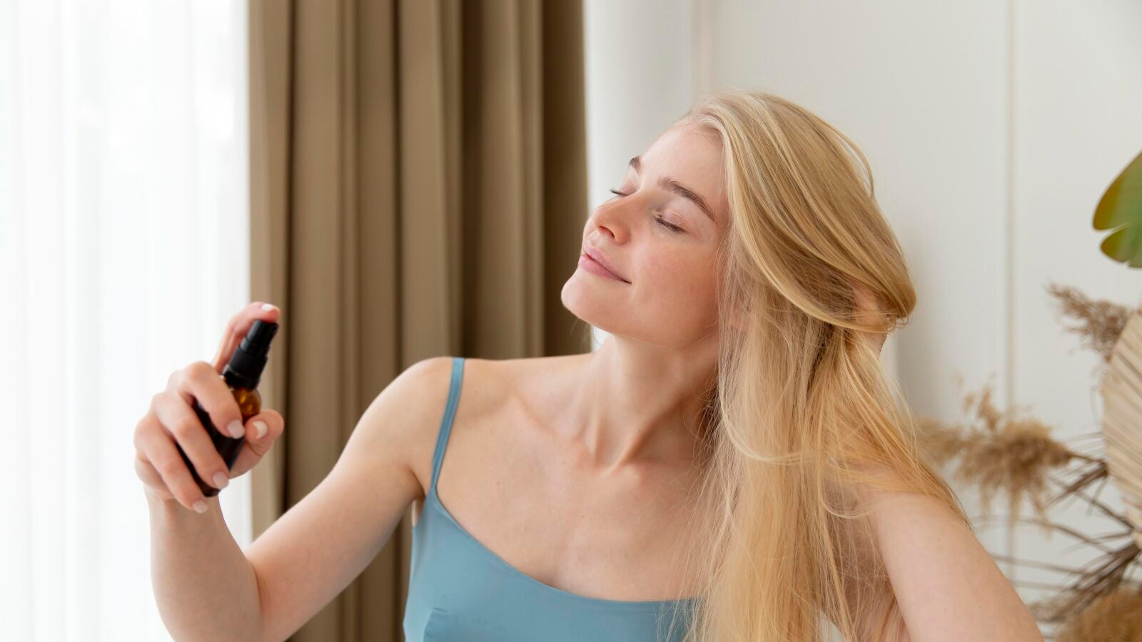 ¿Qué son las brumas perfumadas? La tendencia de belleza que huele a verano