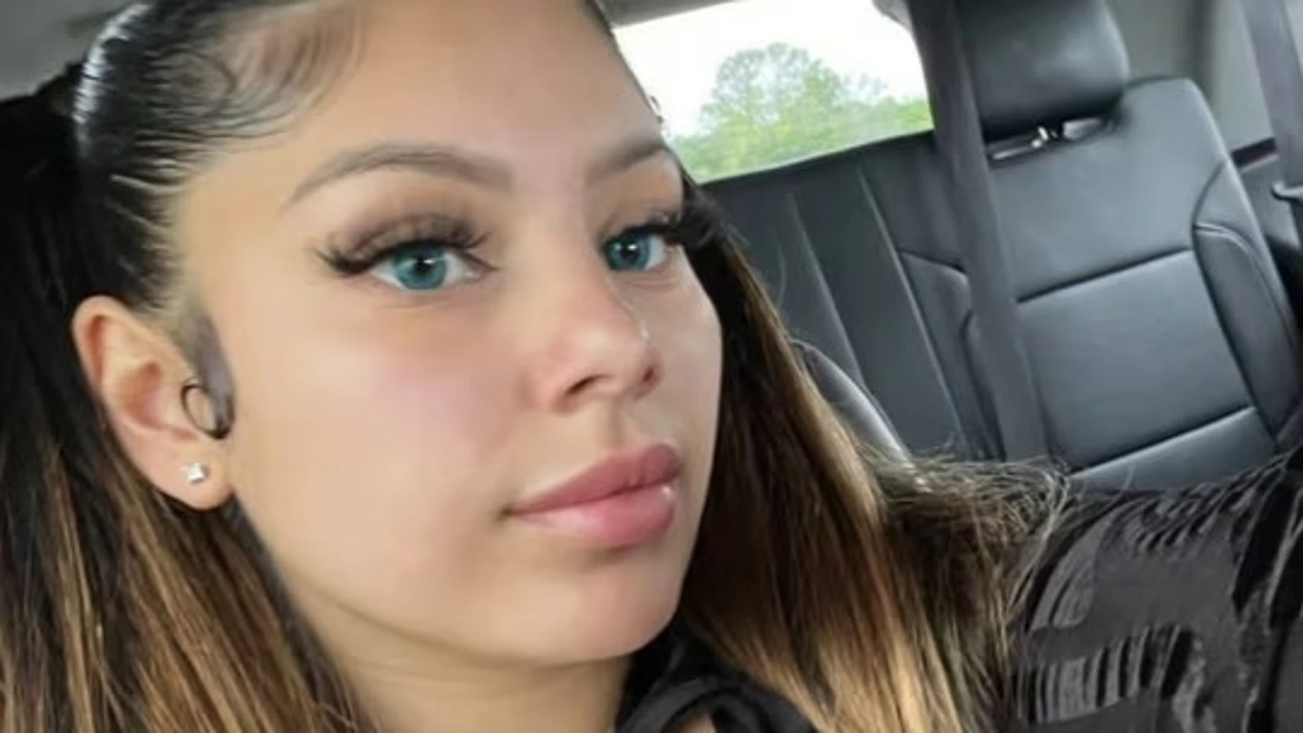 Muere Lina Bina, la 'influencer' que conquistó TikTok, a los 24 años por complicaciones médicas: "Una terrible pesadilla" Muere Lina Bina, la 'influencer' que conquistó TikTok, a los 24 años por complicaciones médicas: "Una terrible pesadilla"