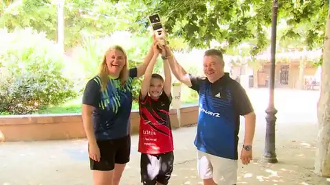 Ladimir Mayorov, el prodigio español del tenis de mesa que gana a los mayores Ladimir Mayorov, el prodigio español del tenis de mesa que gana a los mayores