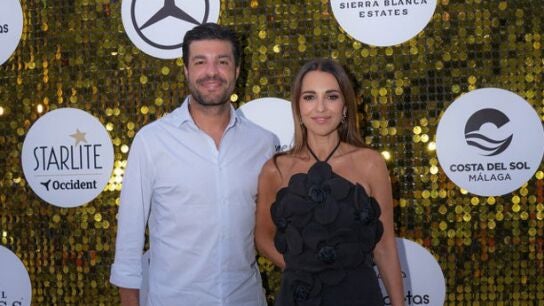 Paula Echarr&iacute;a y su marido, Miguel Torres, en el Starlite de Marbella