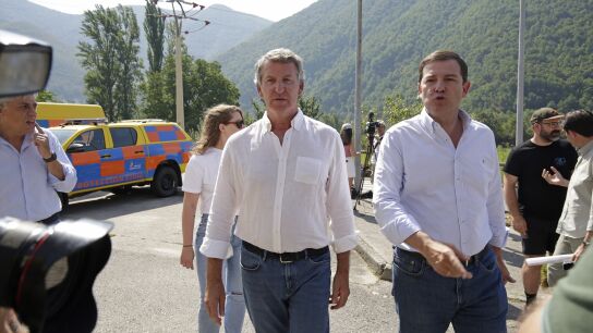 Alberto N&uacute;&ntilde;ez Feij&oacute;o junto al presidente de Castilla y Le&oacute;n, Alfonso Fern&aacute;ndez Ma&ntilde;ueco