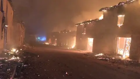 El vídeo del efectivo de la UME describiendo la situación en Palacios de Jamuz El vídeo del efectivo de la UME describiendo la situación en Palacios de Jamuz