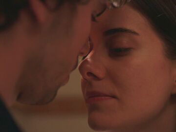 Suna vive su primera noche de amor con Kaya y rompe con su pasado