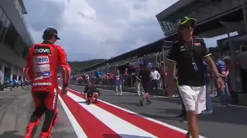 El cruce de Marc Márquez y Valentino Rossi El cruce de Marc Márquez y Valentino Rossi