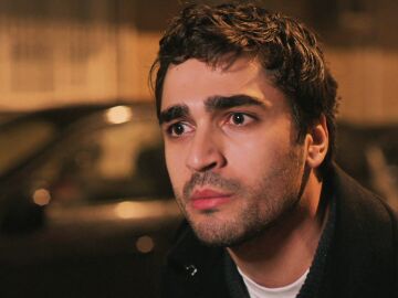 Ferit no soporta la nueva vida de Seyran y monta un esc&aacute;ndalo: &ldquo;Sigues siendo mi esposa&rdquo;