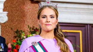 Amalia de Holanda. 