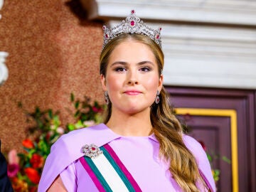 Amalia de Holanda. 