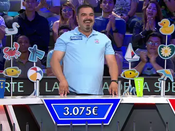 La suerte se le pone de cara a Sergio y comparte su alegría en el plató de La ruleta La suerte se le pone de cara a Sergio y comparte su alegría en el plató de La ruleta