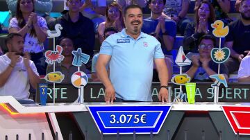 La suerte se le pone de cara a Sergio y comparte su alegría en el plató de La ruleta