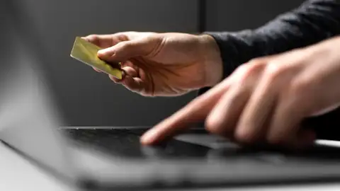 Estafas vacacionales: el lado oscuro de las reservas online Estafas vacacionales: el lado oscuro de las reservas online